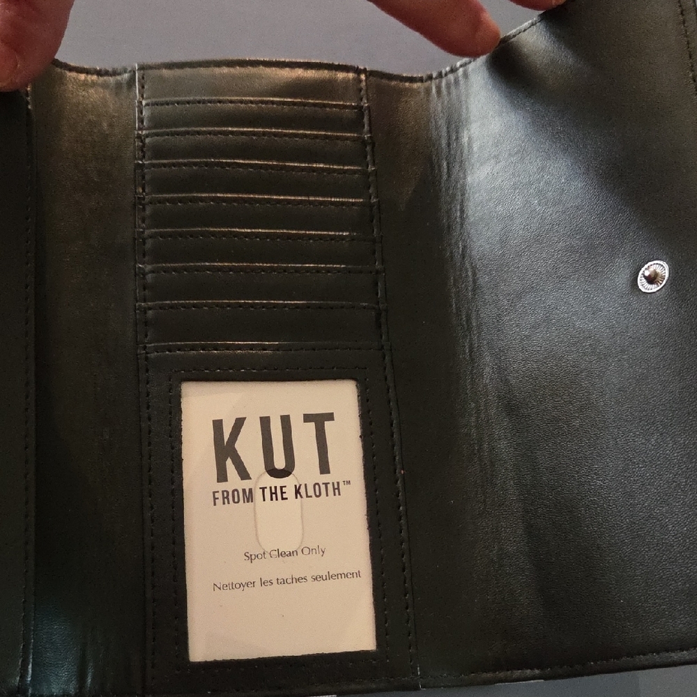 NWOT Kut from the Kloth Black Card Holder - Picture 3 of 4